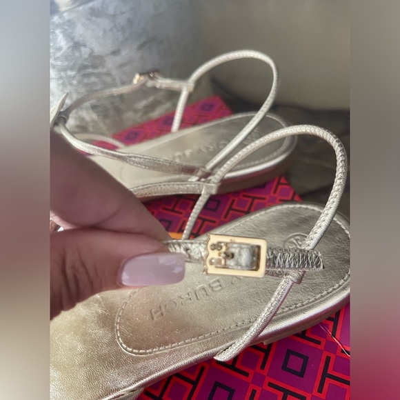 Tory Burch Women's size 9 Gold Diamond Patch ankle strap Sandal NIB NEW - Picture 8 of 10